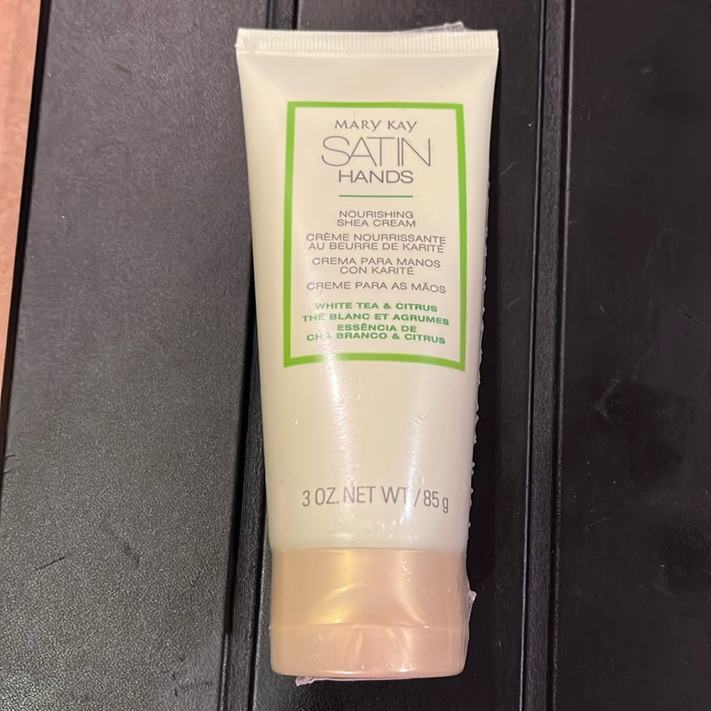 Mary Kay Satin Hands